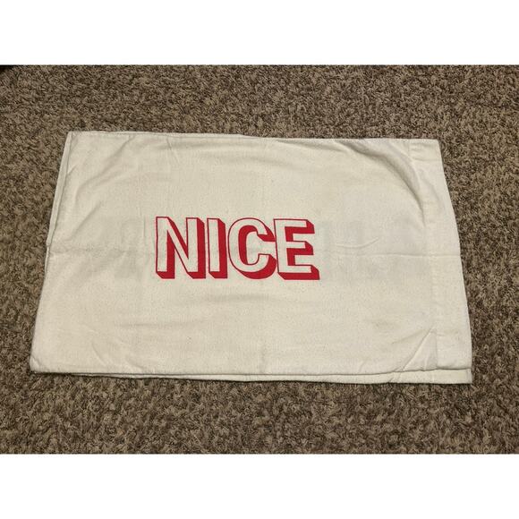 Christmas Pillow Cases Set of 2 - Picture 4 of 6